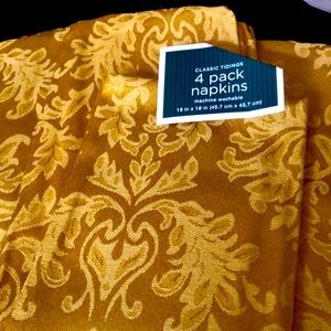 Napkins 4 pk 18" x 18" new 52% cotton 48% polyester washable Target Corporation